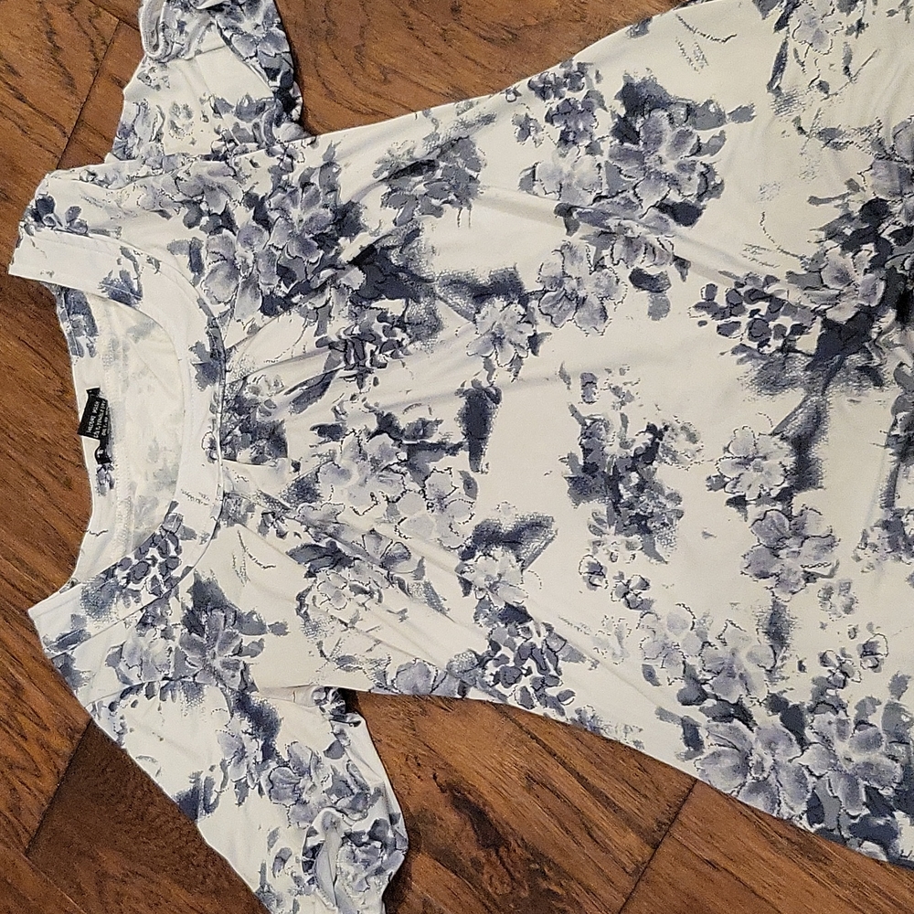 Pretty Grey Floral Top